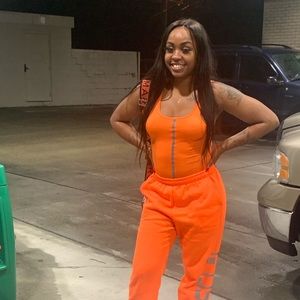 Meet your Posher, Gierra